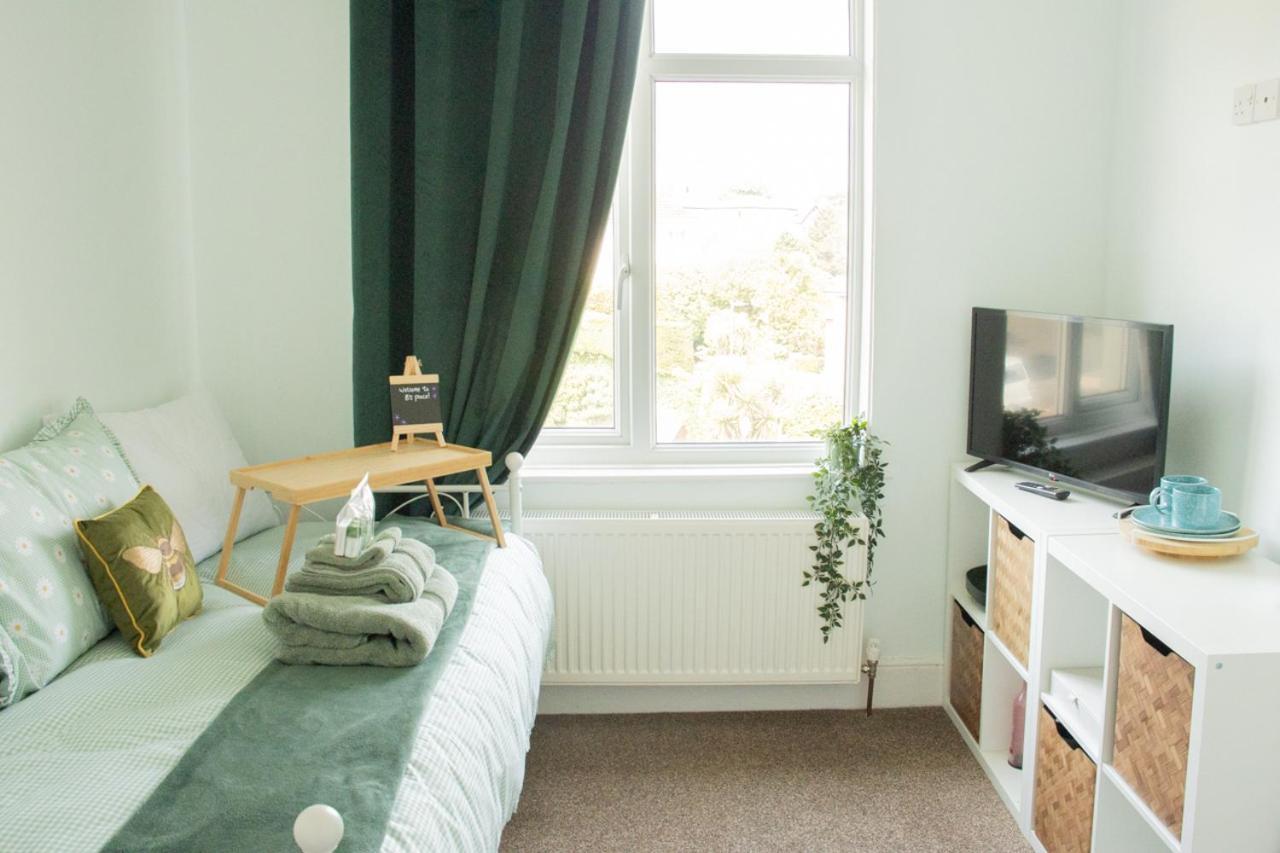 B'S Place Guest House Paignton Bagian luar foto