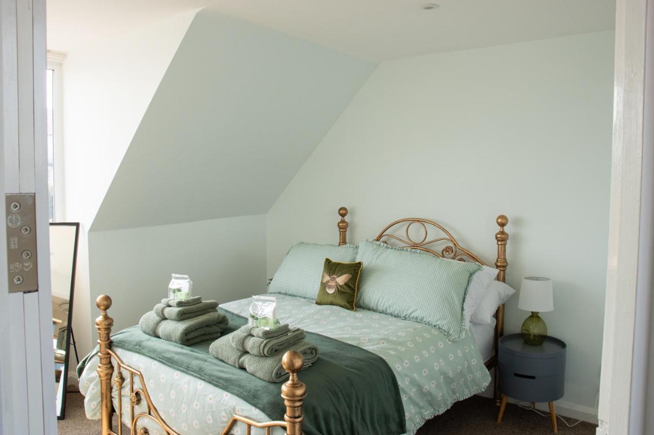 B'S Place Guest House Paignton Bagian luar foto