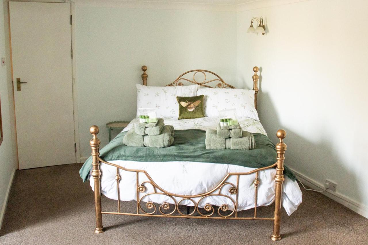 B'S Place Guest House Paignton Bagian luar foto