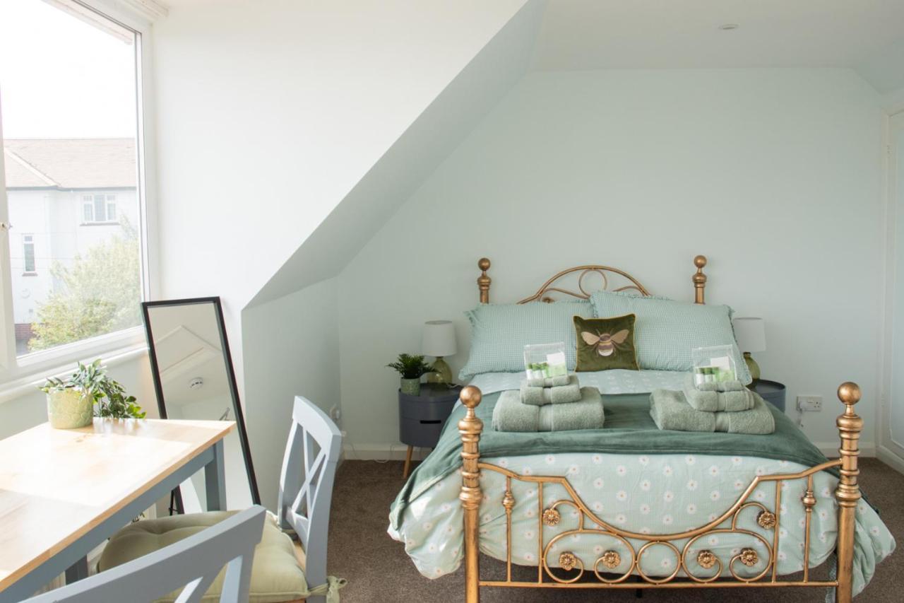 B'S Place Guest House Paignton Bagian luar foto